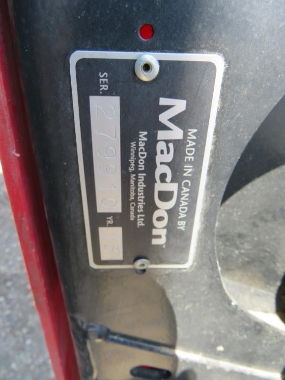 Image of MacDon FD75S equipment image 3