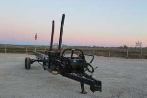 2000 MacDon 1000 Image