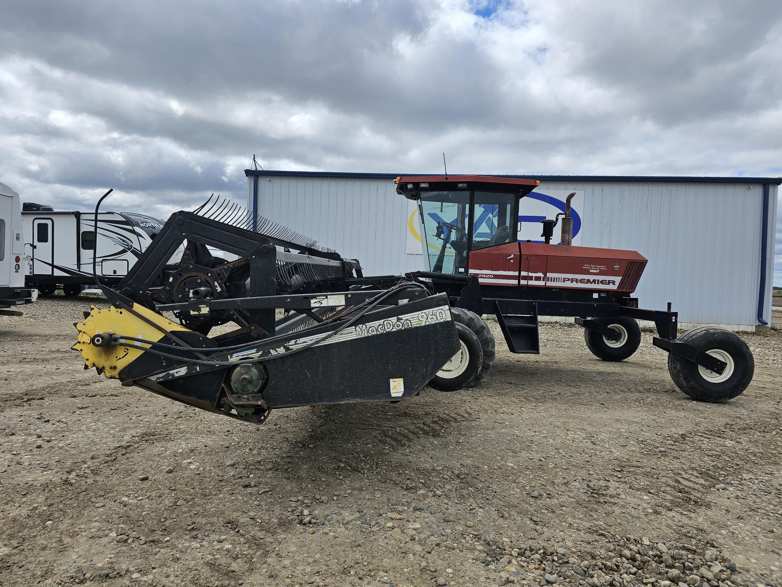 Main image MacDon 2920