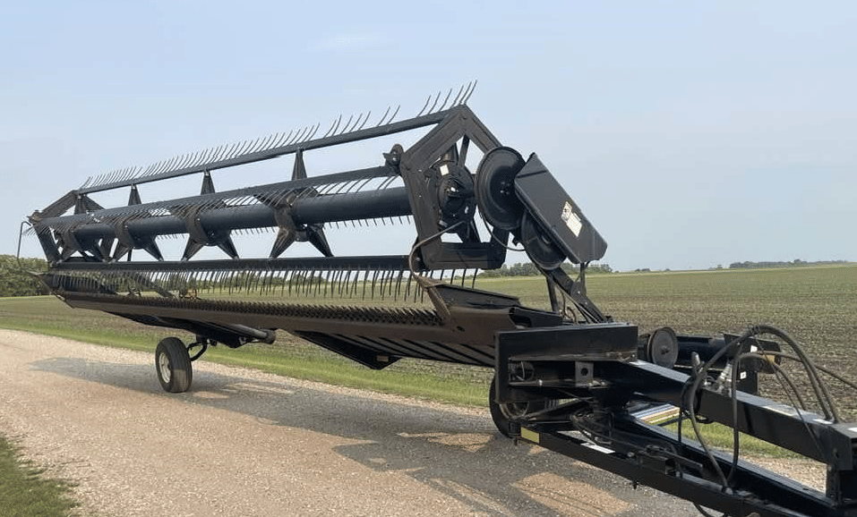 Main image MacDon 3000