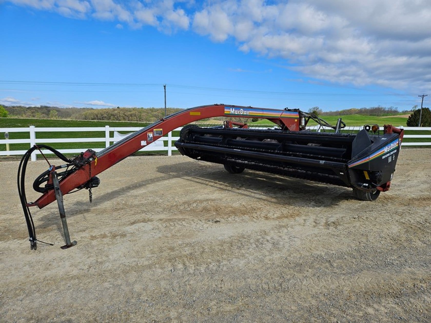 1999 MacDon 5000 Equipment Image0