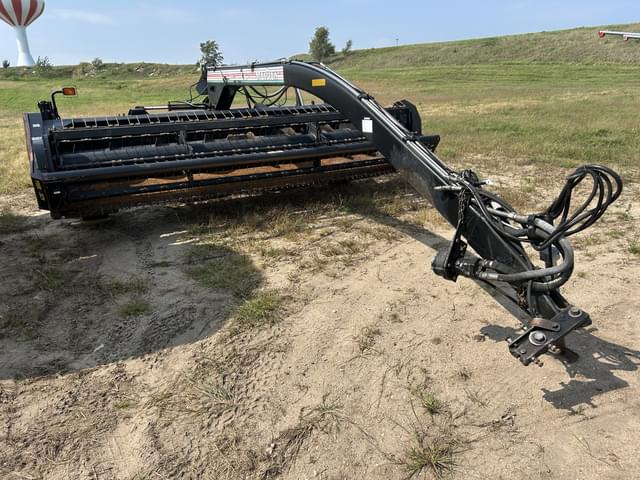 Image of MacDon 5020 equipment image 1