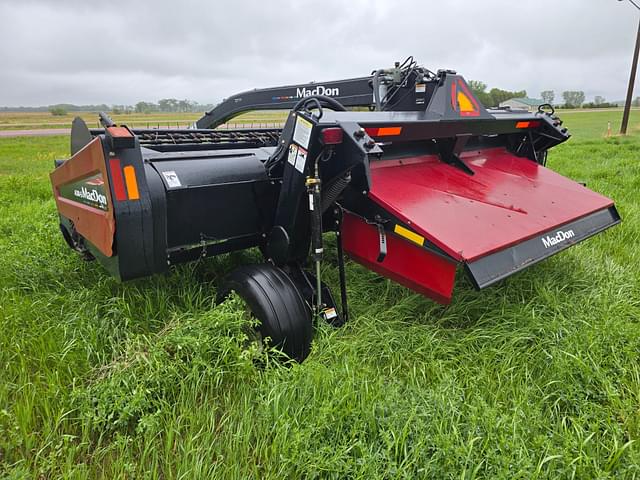 Image of MacDon A30-S equipment image 3