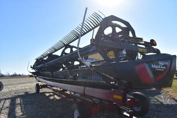 Main image MacDon FD135