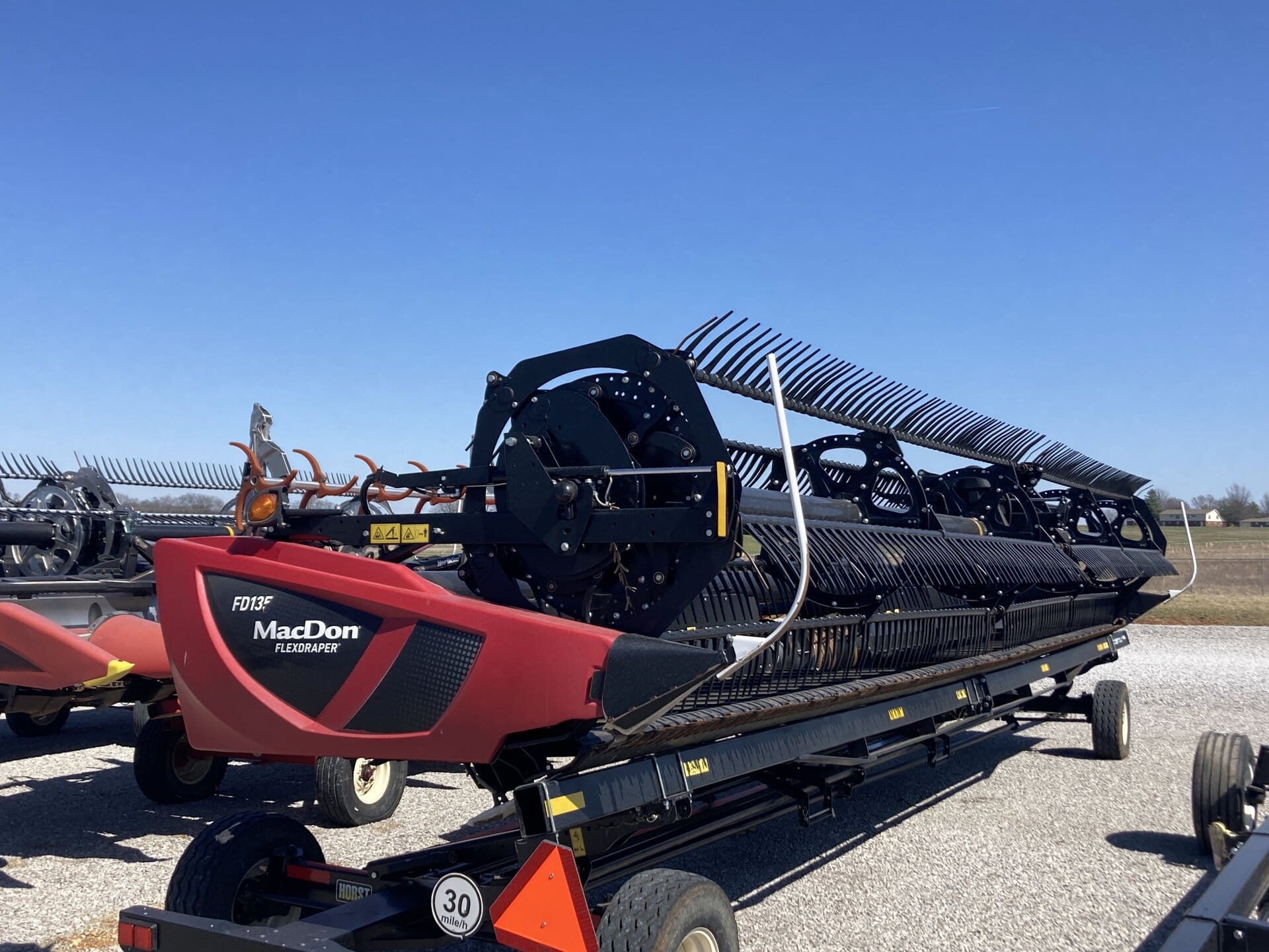 Main image MacDon FD135