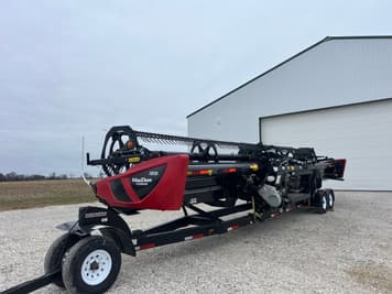 Main image MacDon FD135