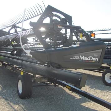 Main image MacDon FD70