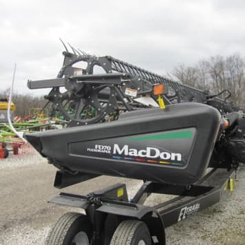 Main image MacDon FD70