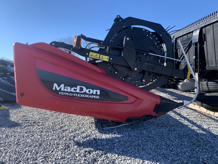 2018 MacDon FD75D Harvesting Headers Platform for Sale Tractor Zoom