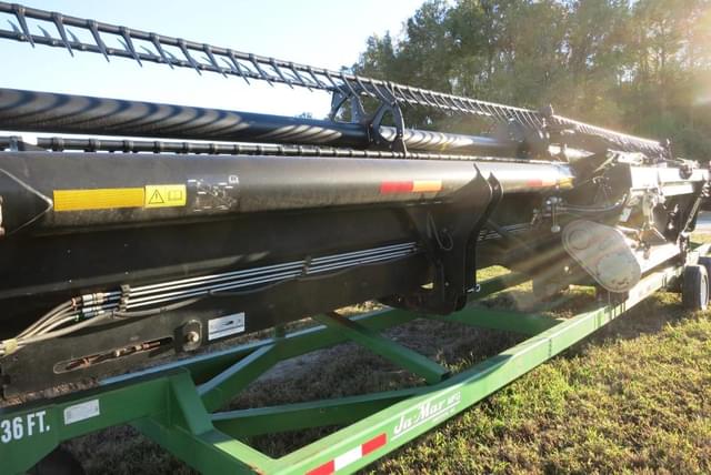 Image of MacDon FD75 equipment image 2