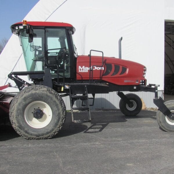 2012 MacDon M205 Equipment Image0