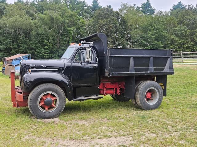 Image of Mack B-60 equipment image 2