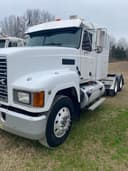 2001 Mack CH613 Image