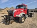 Mack GU813 Image