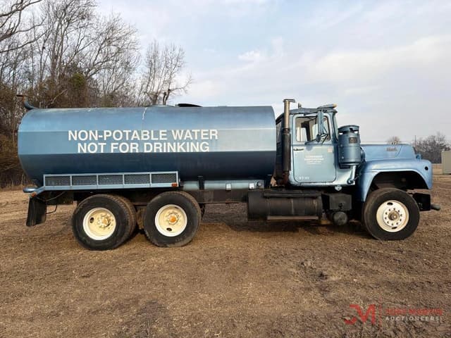 Image of Mack RS686LST equipment image 1