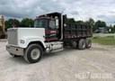 Mack Super Liner Image