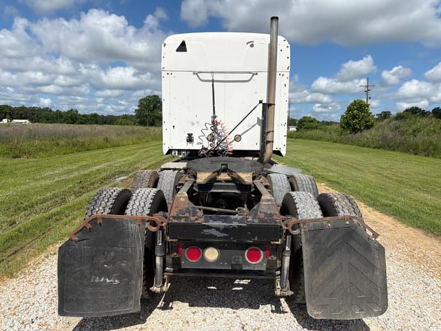 Image of Mack CH613 equipment image 2