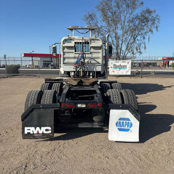 Image of Mack CXU613 equipment image 3