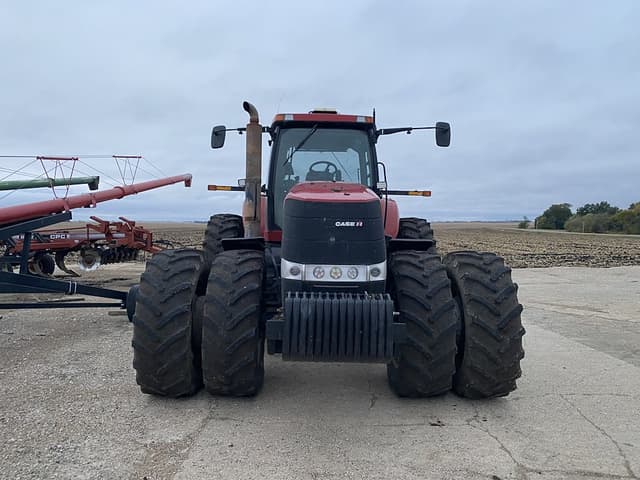 Image of Case IH Magnum 305 equipment image 1