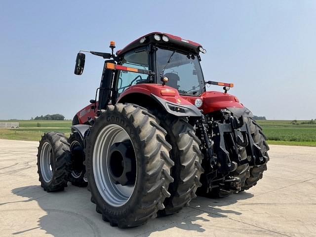 Image of Case IH Magnum 380 equipment image 2