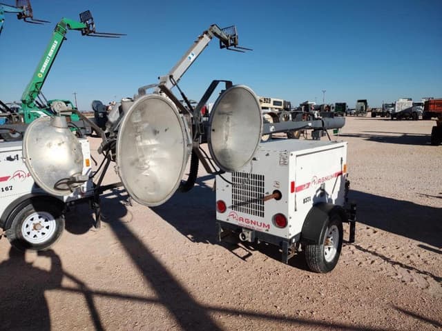 Image of Magnum MLT3060M equipment image 2