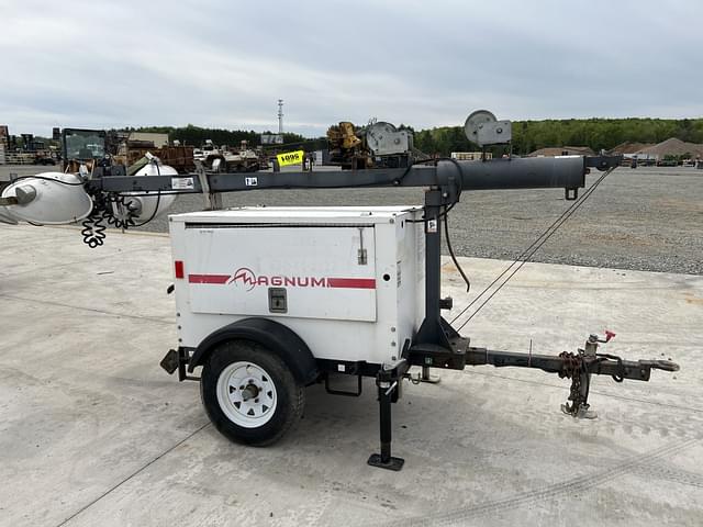 Image of Magnum MLT3060M equipment image 3