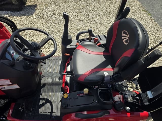 Image of Mahindra 1120 HST equipment image 4