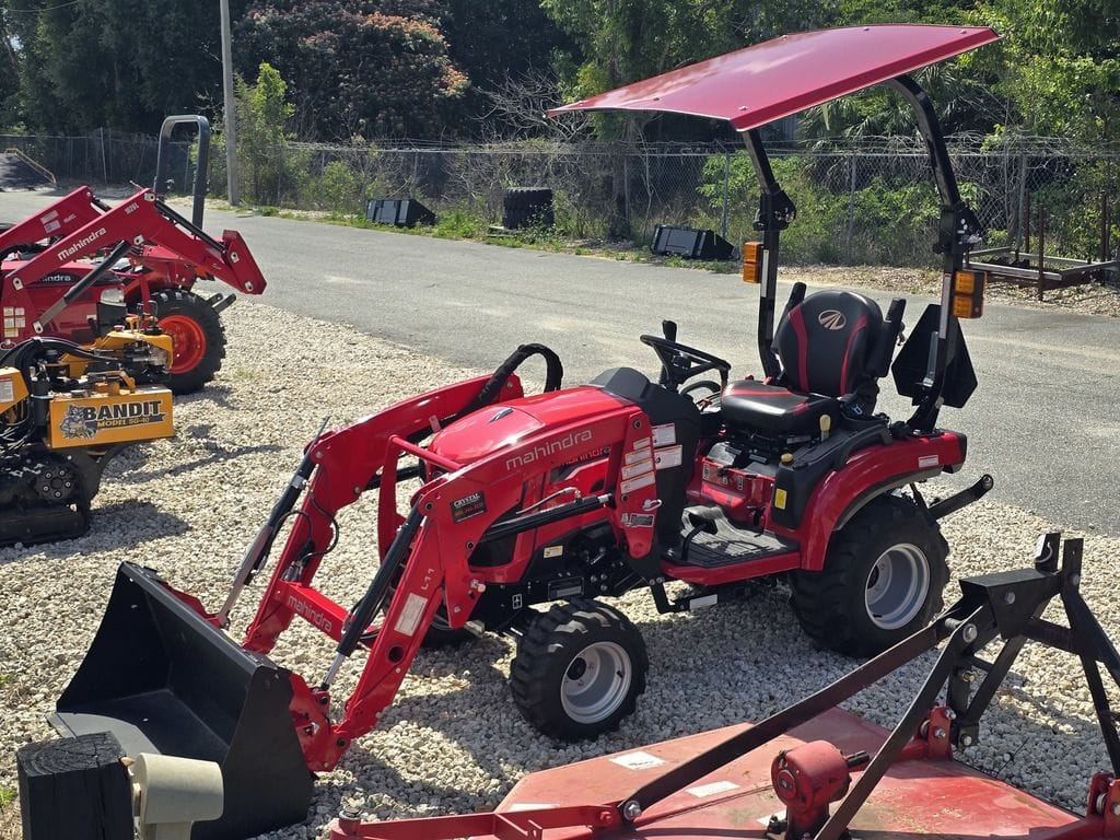2025 Mahindra 1120 HST Equipment Image0