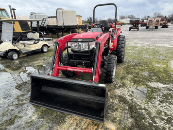 Main image Mahindra 1526