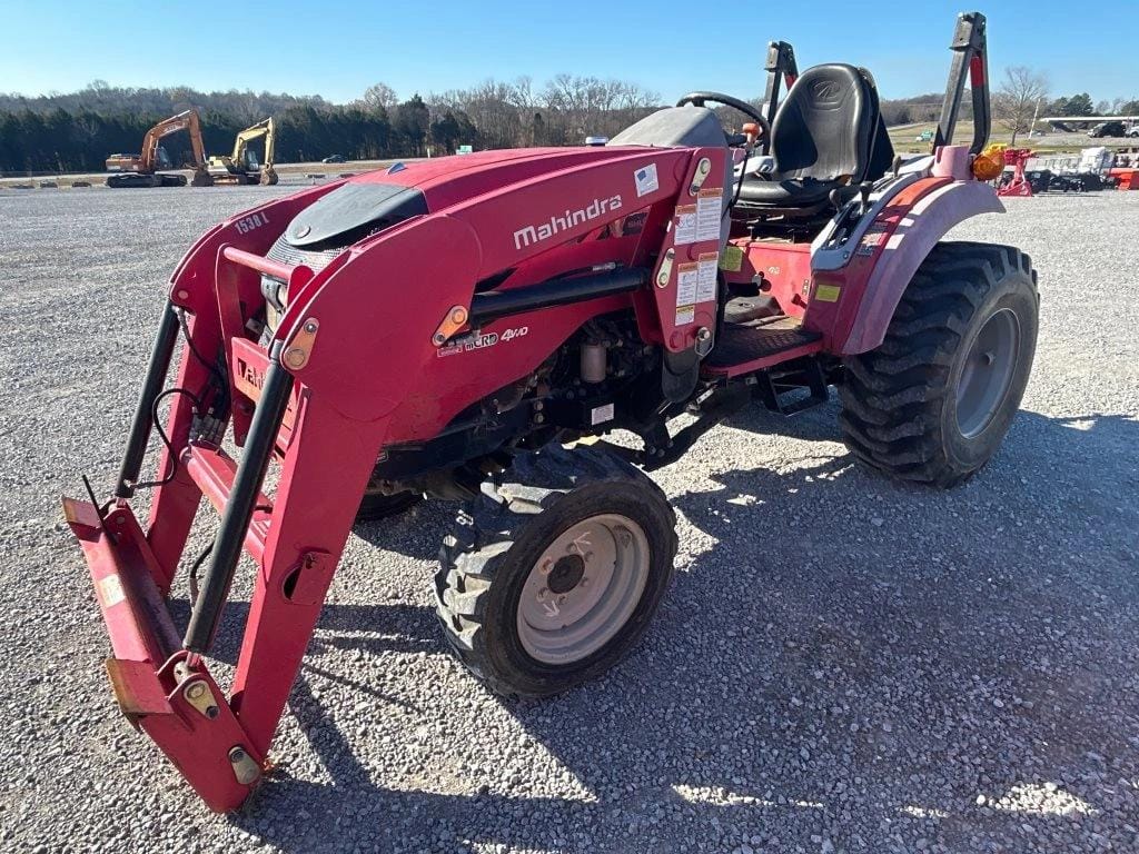Main image Mahindra 1533