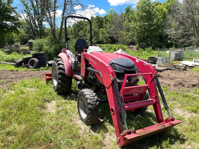 Image of Mahindra 1538 equipment image 1