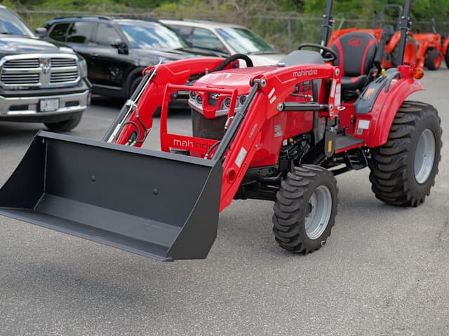 Image of Mahindra 1635 HST equipment image 1