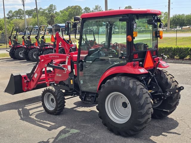 Image of Mahindra 1640 HST equipment image 3