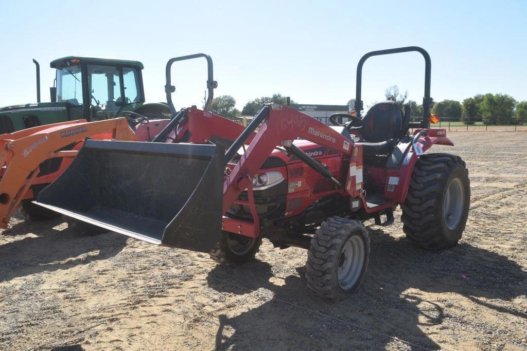 Image of Mahindra 1626 HST Primary image