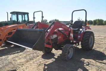 Main image Mahindra 1626 HST