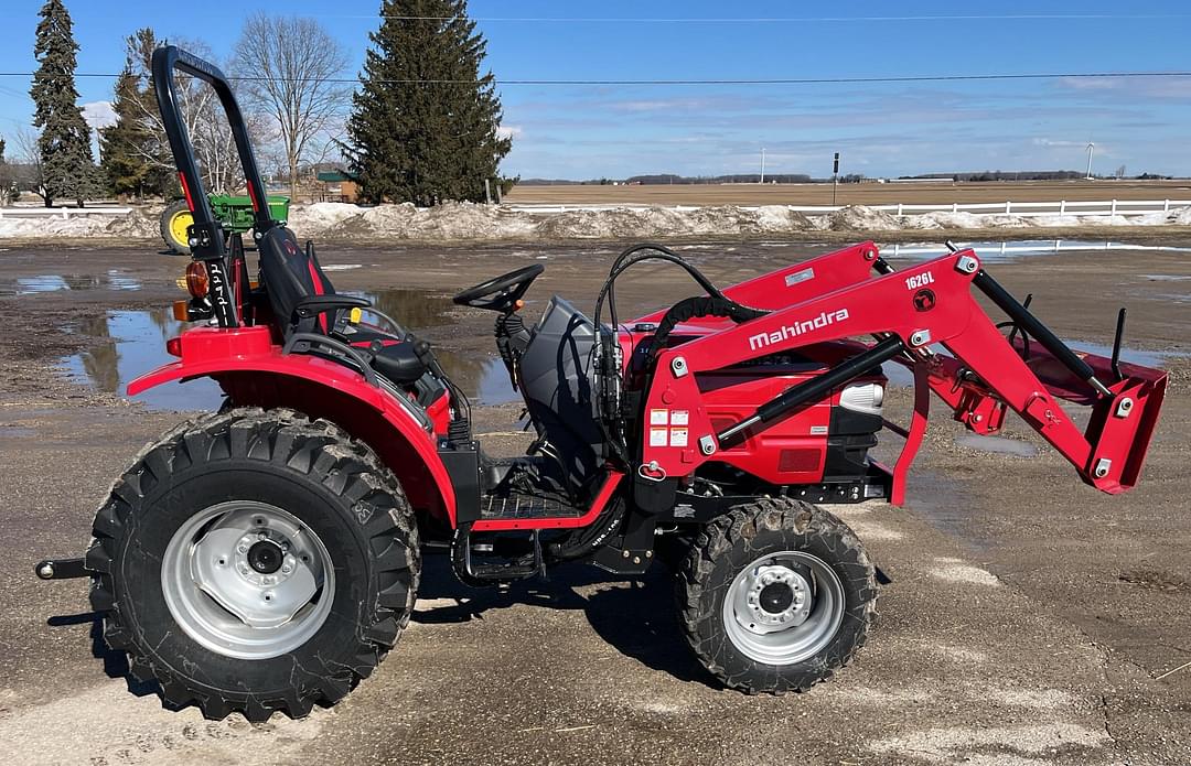 Image of Mahindra 1626 HST Primary image