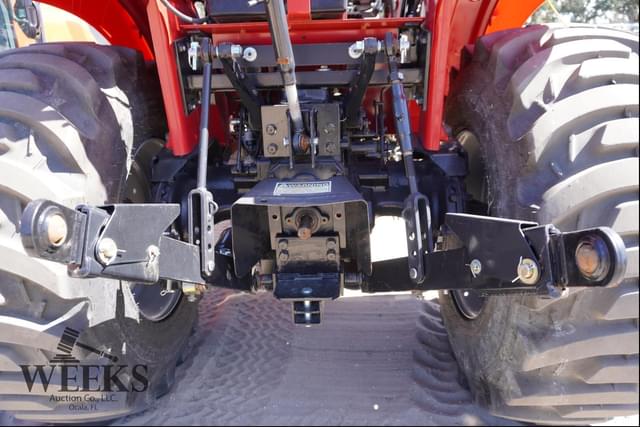 Image of Mahindra 1635 equipment image 4