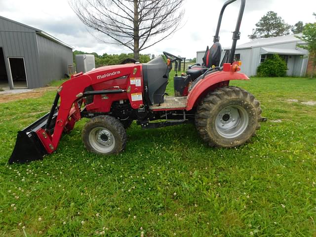 Image of Mahindra 1635 equipment image 1