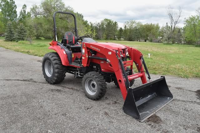 Image of Mahindra 1635 HST equipment image 2