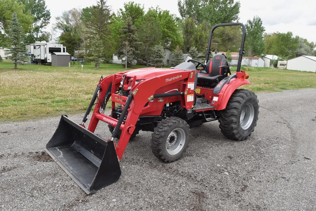 Image of Mahindra 1635 HST Primary image