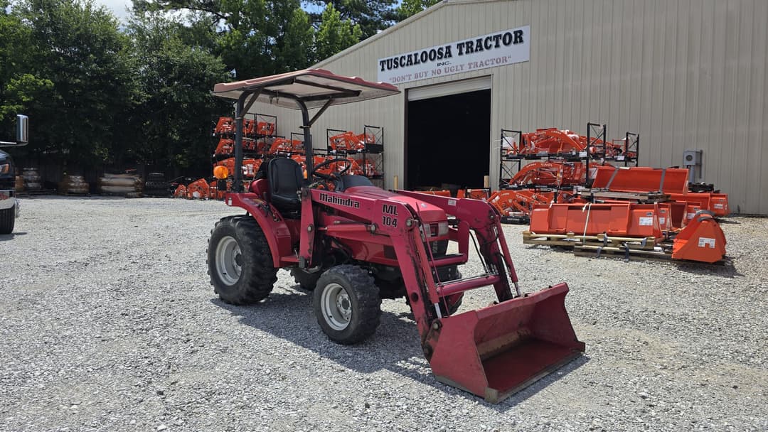 Image of Mahindra 2015 Image 0