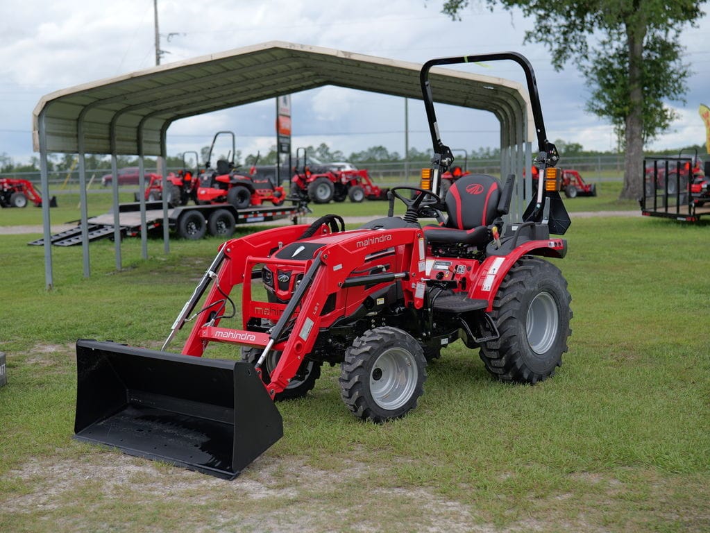 2026 Mahindra 2126 HST Equipment Image0