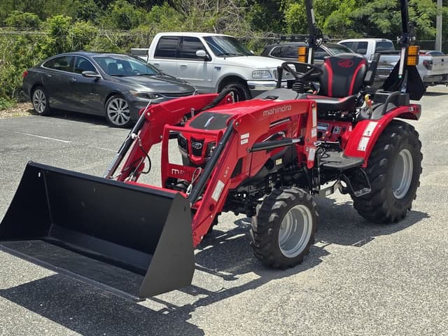 Image of Mahindra 2126 HST equipment image 1