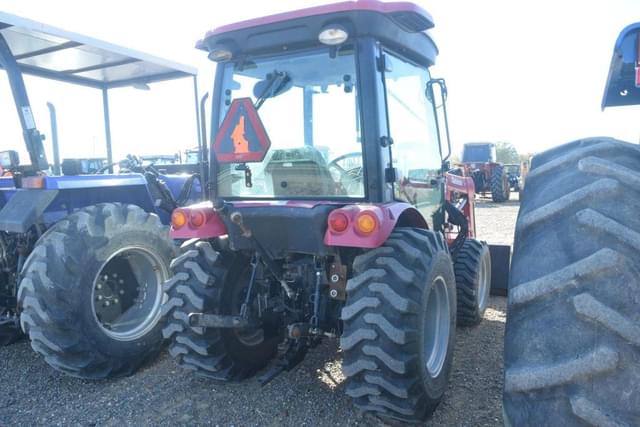 Image of Mahindra 2538 equipment image 2
