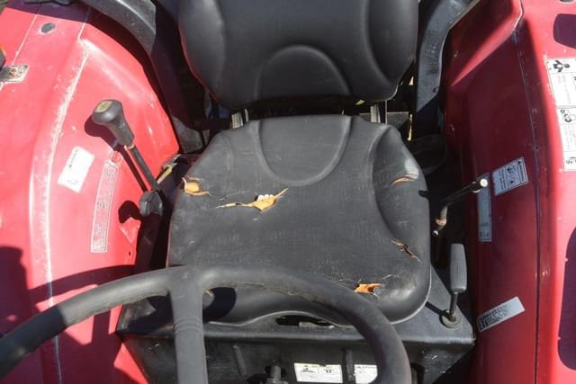Image of Mahindra 2538 equipment image 4