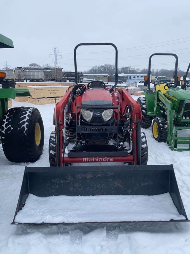 Image of Mahindra 2538 equipment image 4