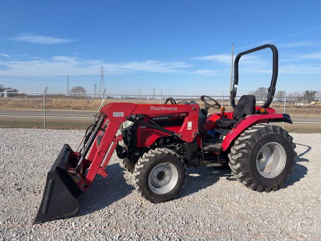 Image of Mahindra 2538 equipment image 1