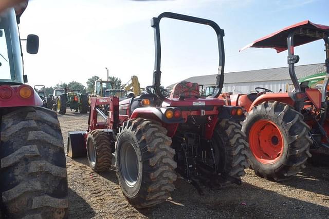 Image of Mahindra 2545 equipment image 1