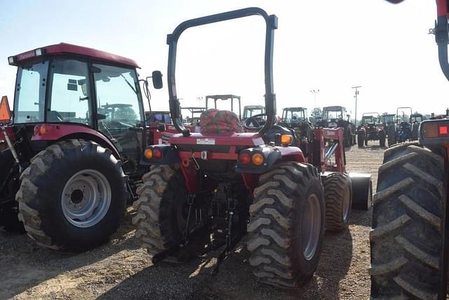 Image of Mahindra 2545 equipment image 2