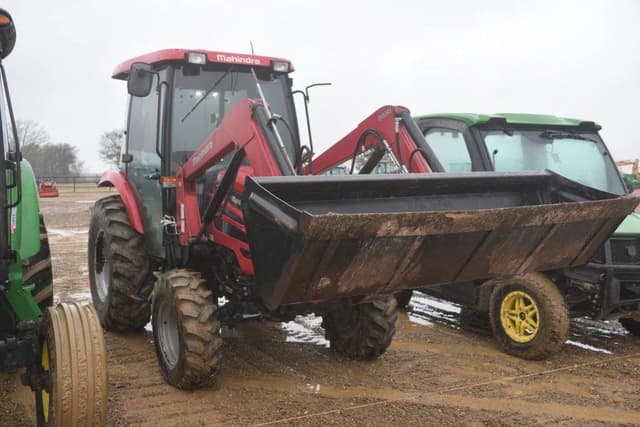 Image of Mahindra 2555 equipment image 3